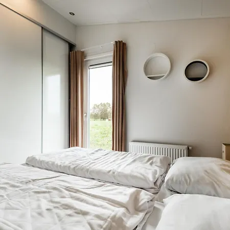 Semesterbostad Mooi *